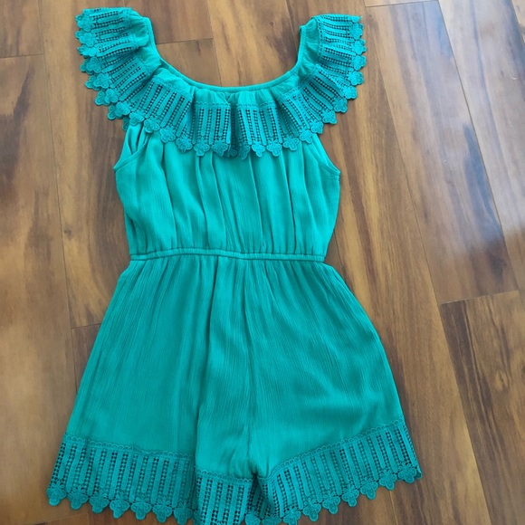 Romper - Picture 2 of 4